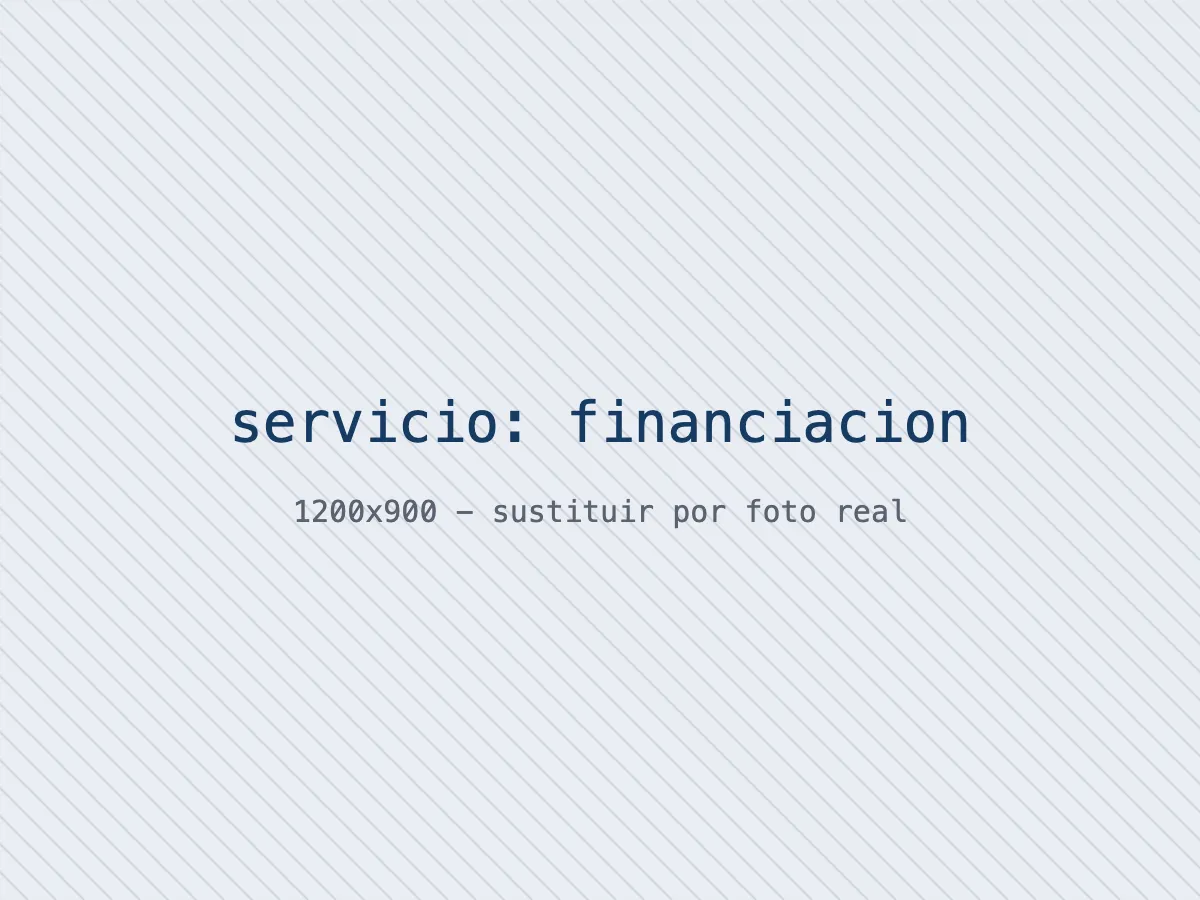 Plan de negocio y propuesta de financiación para la compra de un taller sobre una mesa